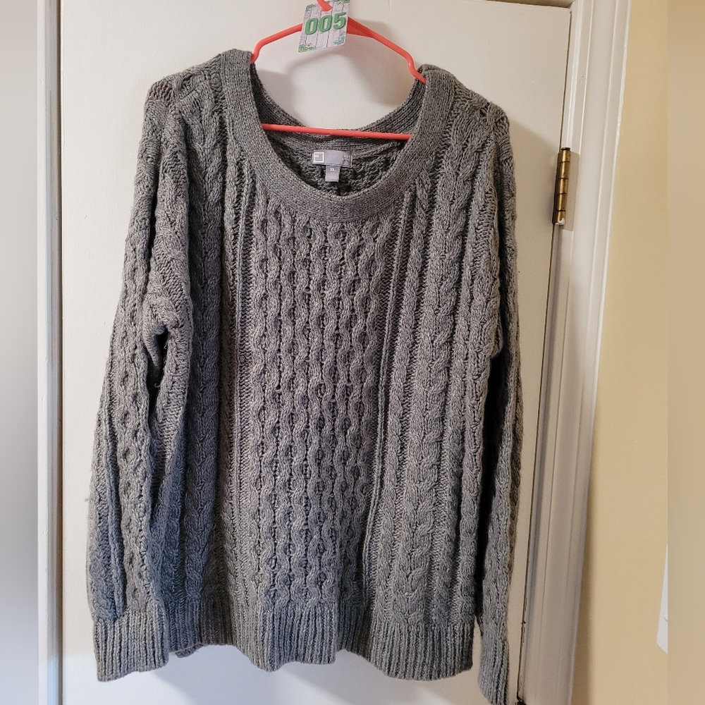 5. JCP Sweater sz XL